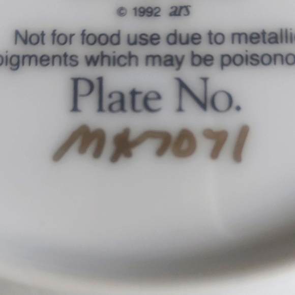 M.J. HUMMEL Country Crossroads Little Companions - MA7071 - Picture 6 of 7